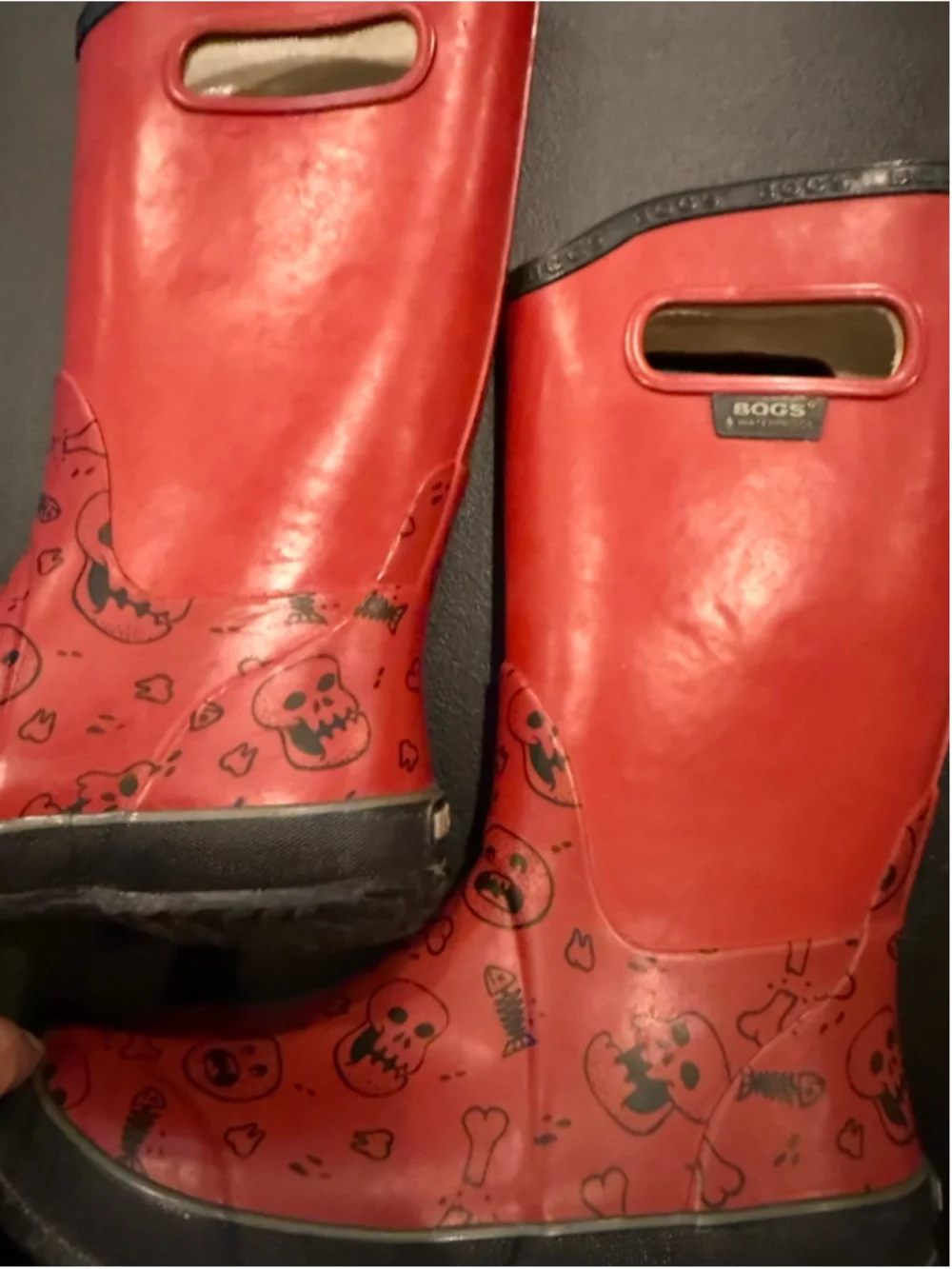 Boys Bogs Red Skull Print Rain Boots Size 3